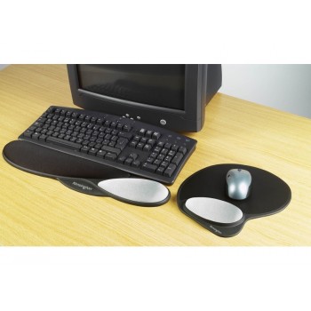 Kensington Almohadilla gel con memoria para teclado y ratón 62404