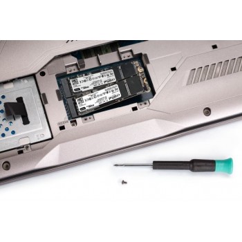 Crucial P1 CT1000P1SSD8