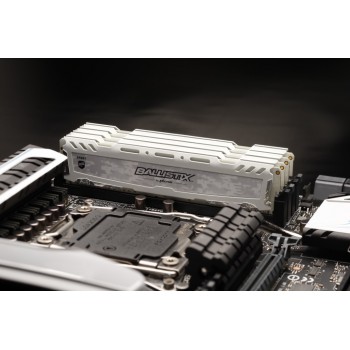 Ballistix Sport LT White 8GB DDR4-3200 UDIMM 16 CL BLS8G4D32AESCK