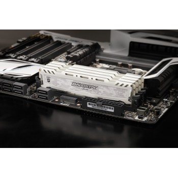 Ballistix Sport LT White 8GB DDR4-3200 UDIMM 16 CL BLS8G4D32AESCK