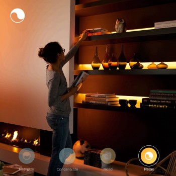Philips Hue White and Color ambiance Base Lightstrip Plus 2 metros 8718699703424