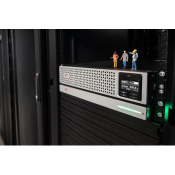APC SMART-UPS SRT LI-ION 2200VA RM 230V NETWORK CARD IN sistema de alimentación ininterrumpida (UPS SRTL2200RMXLI-NC
