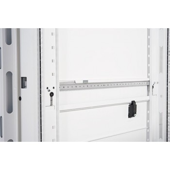 APC NetShelter SX 42U Rack - Blanco AR3100W
