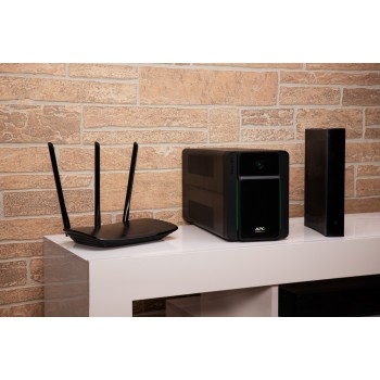 APC Easy UPS Línea interactiva 2200 VA 1200 W 6 salidas AC BVX2200LI
